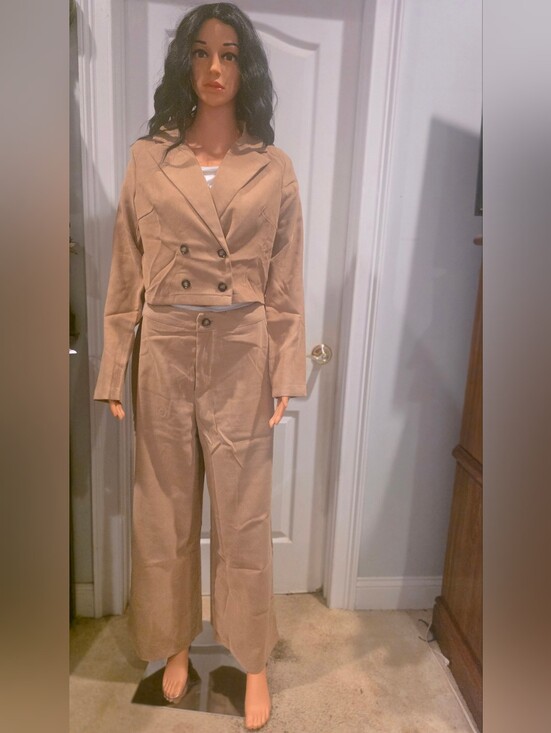 HYFVE Pants - HYFVE Cropped Double-Breasted Blazer and Wide-Leg Pants - Tan